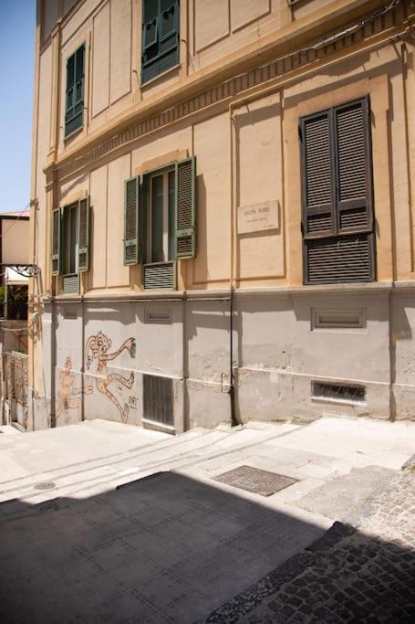Intero Alloggio Salita Tasso Nápoles Exterior foto